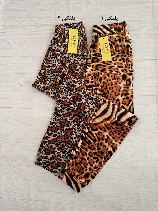 نمایش دو طرح شلوار زنانه مخمل پلنگی (پلنگی کلاسیک و پلنگی گورخری)، مدل لگ مچ دار، جنس مخمل گرم و کمر تمام کش