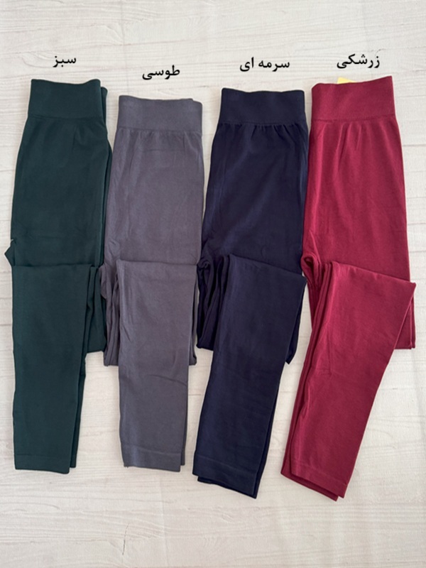 ساپورت نخی زنانه در چهار رنگ سبز، سرمهای، زرشکی و طوسی، نمای کامل روی زمین