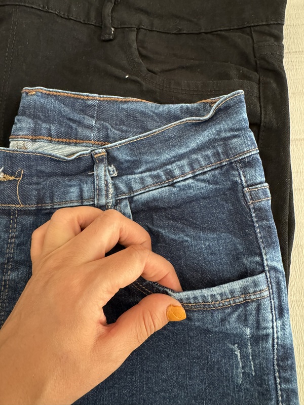 شلوار جین دمپا گشاد زنانه آبی تیره با جیب جلویی و زاپ