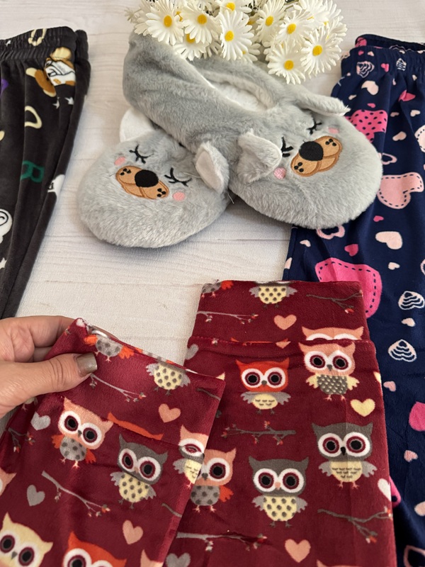 شلوار راحتی زنانه مخمل حوله ای طرح دار لگ مچ دار، با طرح جغد، جنس نرم و کشسان، دارای مچ جمع شده در قسمت ساق پا، فری سایز ۳۶ الی ۴۸