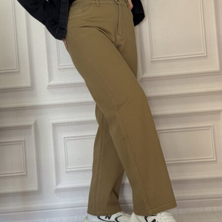 شلوار کتان بگ سنگشور زیتونی با تن‌خور نیم‌رخ